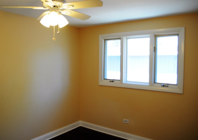 8315 S Oketo Ave, Bridgeview, IL 60455 photo 16