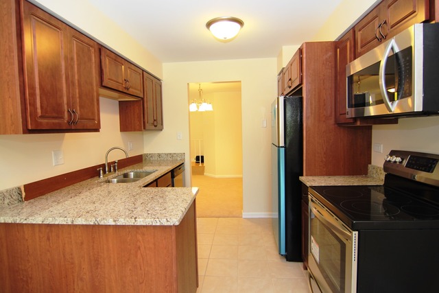 3237 184th St #2B, Homewood, IL 60430 photo 4