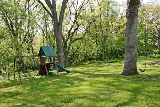 114 Mohawk Dr, Barrington, IL 60010 photo 17