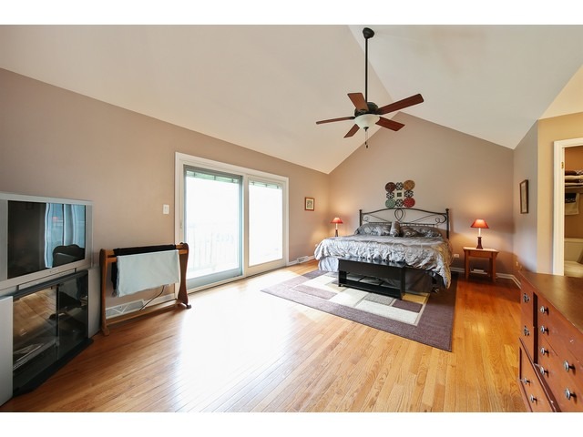 1917 Glencoe St, Wheaton, IL 60187 photo 12