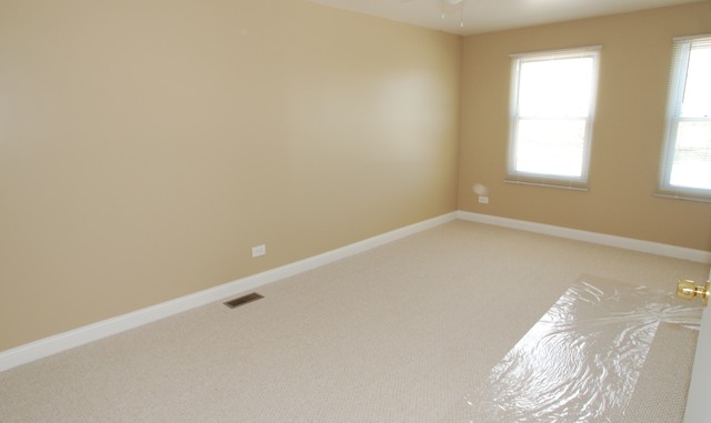 2155 Hassell Rd, Hoffman Estates, IL 60169 photo 9