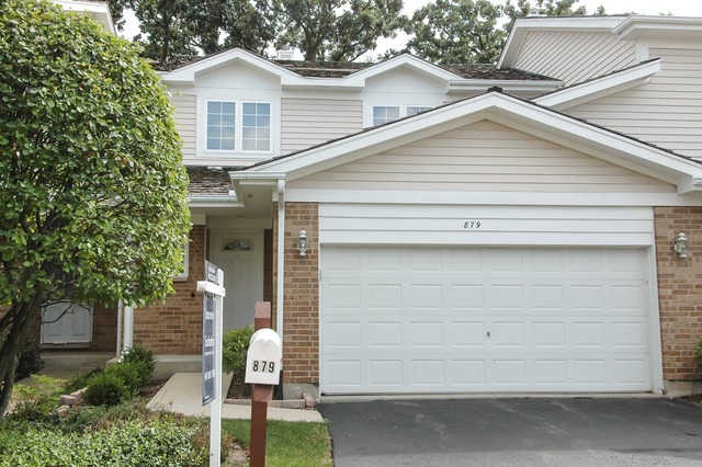 879 Harper Ct, Cary, IL 60013 photo 1