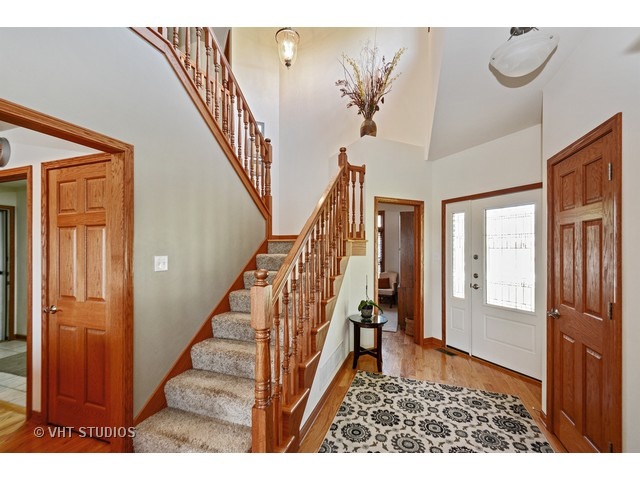 284 Maple St, Beecher, IL 60401 photo 2