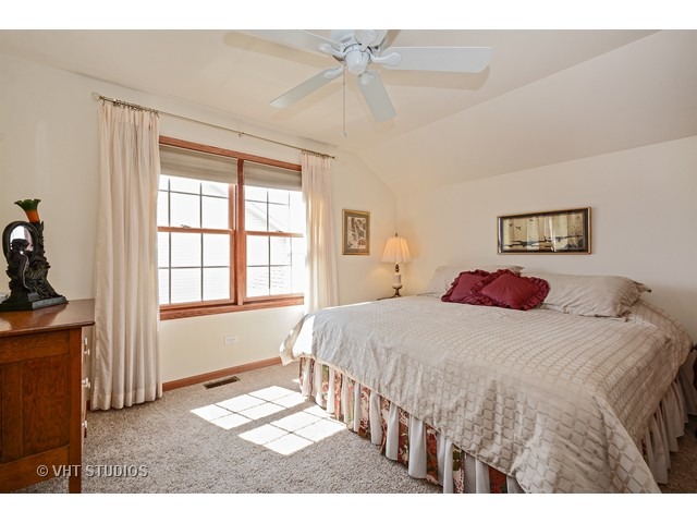 284 Maple St, Beecher, IL 60401 photo 13