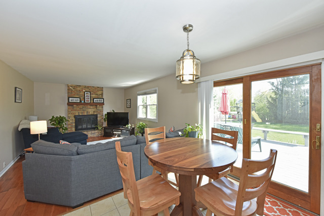 5273 Beechwood Ave, Gurnee, IL 60031 photo 4