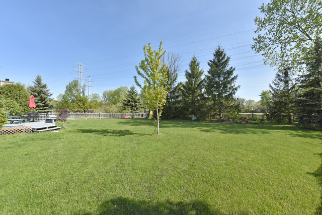 5273 Beechwood Ave, Gurnee, IL 60031 photo 7