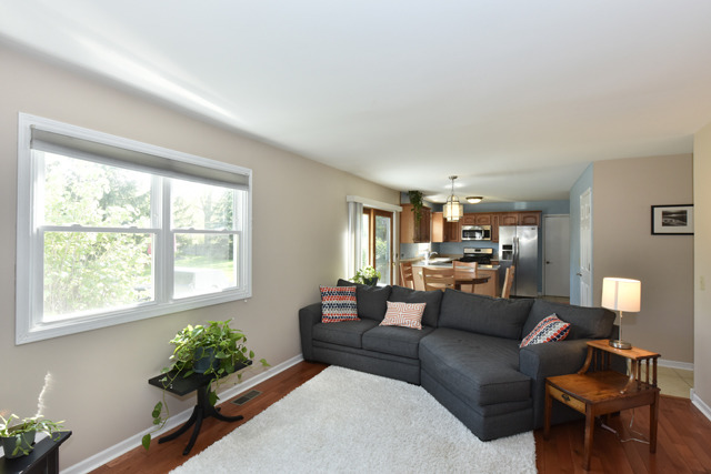 5273 Beechwood Ave, Gurnee, IL 60031 photo 5