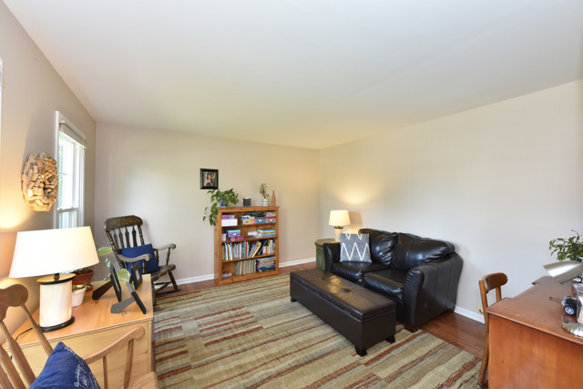 5273 Beechwood Ave, Gurnee, IL 60031 photo 11