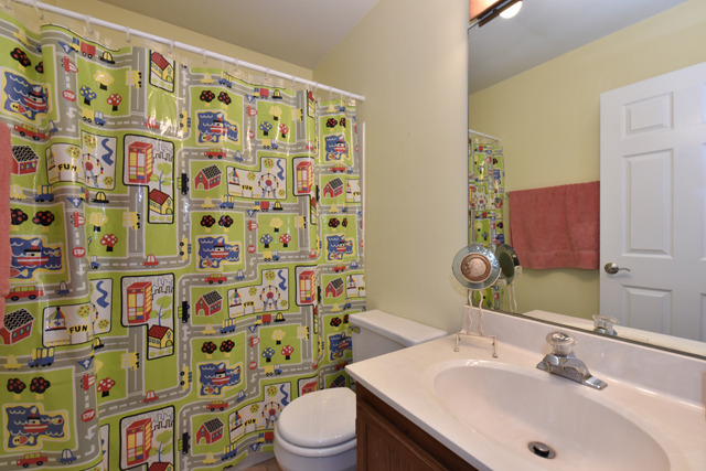5273 Beechwood Ave, Gurnee, IL 60031 photo 15