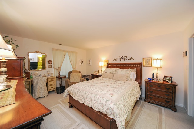 1066 Creekside Ct #1A, Wheeling, IL 60090 photo 5