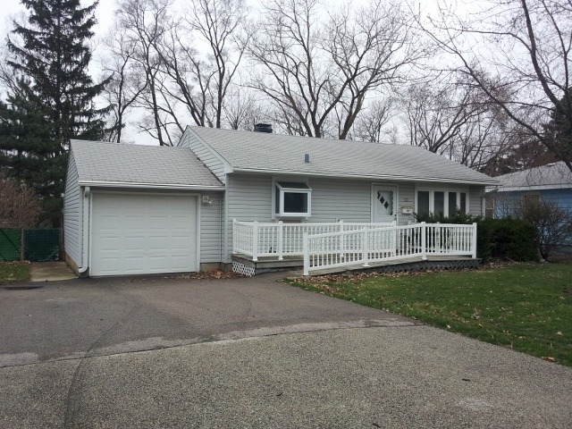 127 Cherry St, Cary, IL 60013 photo 1