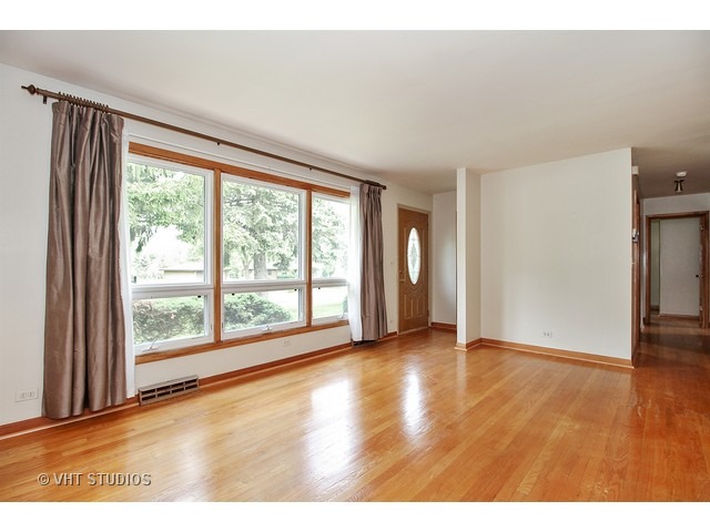 18760 Sara Rd, Mokena, IL 60448 photo 2