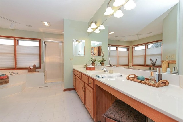5205 Landers Dr, Hoffman Estates, IL 60192 photo 15