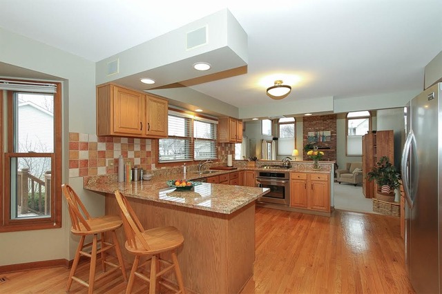 5205 Landers Dr, Hoffman Estates, IL 60192 photo 7
