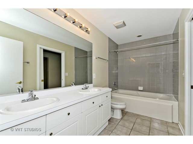 1155 W Madison St #507, Chicago, IL 60607 photo 8