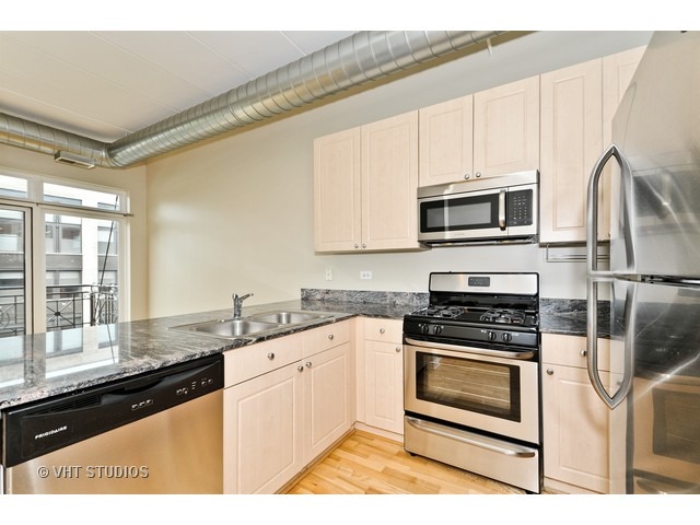 1155 W Madison St #507, Chicago, IL 60607 photo 4