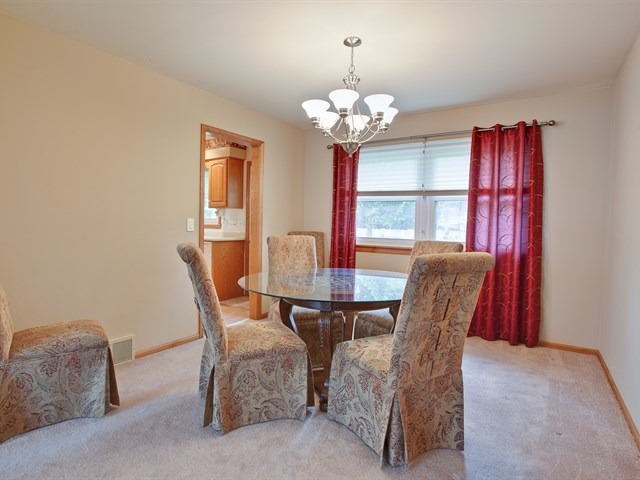 113 Lloyd St, Cary, IL 60013 photo 9
