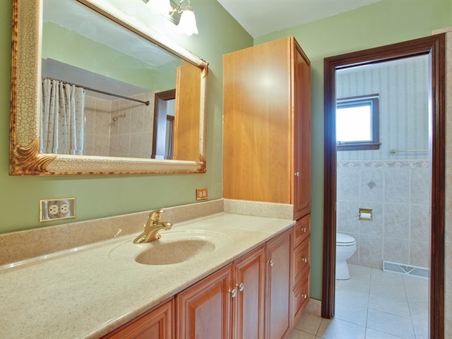 113 Lloyd St, Cary, IL 60013 photo 16