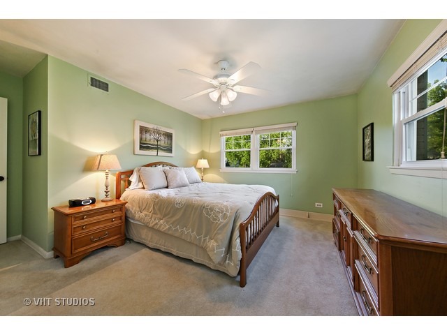 1234 Gamon Rd, Wheaton, IL 60189 photo 15