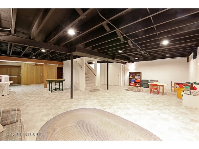 1234 Gamon Rd, Wheaton, IL 60189 photo 10
