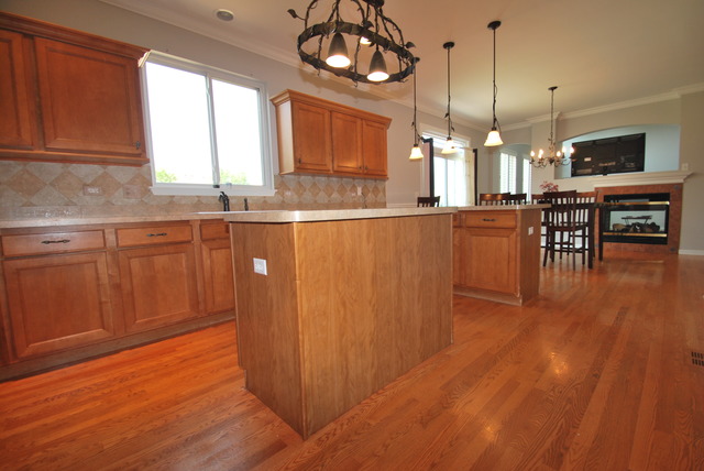 25121 Bicentennial Ct, Plainfield, IL 60544 photo 3