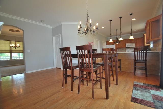 25121 Bicentennial Ct, Plainfield, IL 60544 photo 4