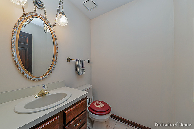 357 Monroe St, Oswego, IL 60543 photo 4