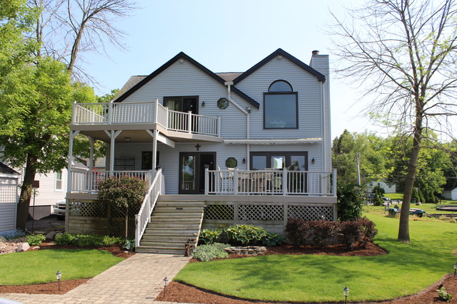 402 N River Rd, Fox River Grove, IL 60021 photo 1