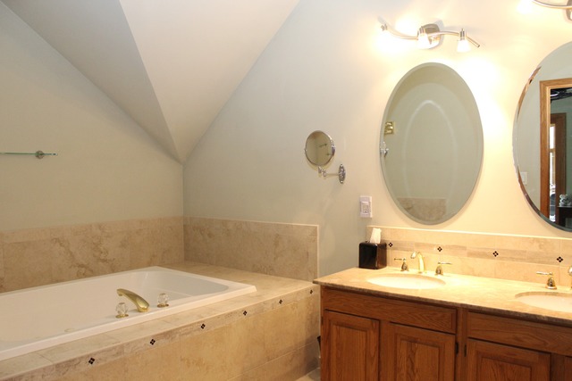 402 N River Rd, Fox River Grove, IL 60021 photo 10