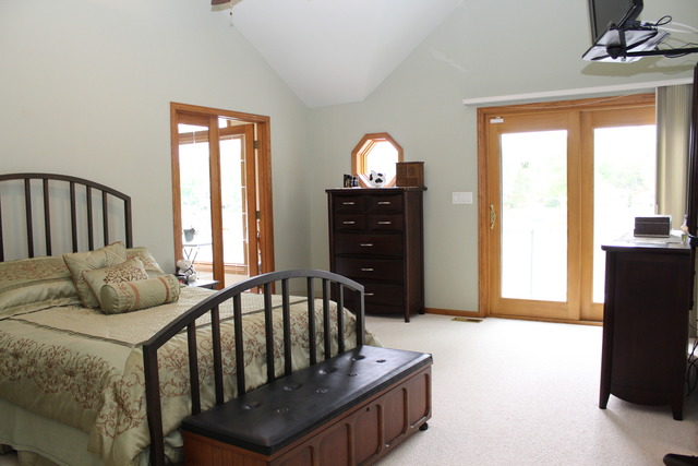 402 N River Rd, Fox River Grove, IL 60021 photo 9