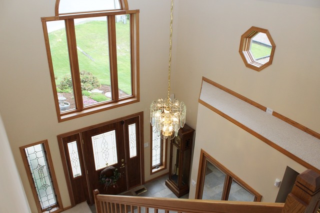 402 N River Rd, Fox River Grove, IL 60021 photo 2
