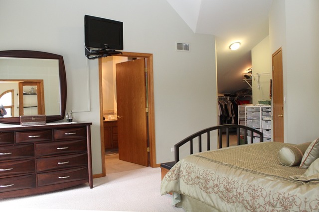 402 N River Rd, Fox River Grove, IL 60021 photo 8