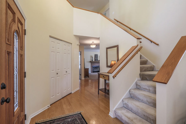 12441 Falcon Dr, Plainfield, IL 60585 photo 5