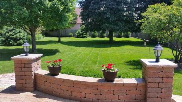 12441 Falcon Dr, Plainfield, IL 60585 photo 3