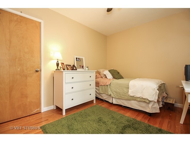 514 Davis St, Park Forest, IL 60466 photo 9