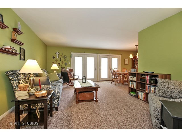 514 Davis St, Park Forest, IL 60466 photo 2