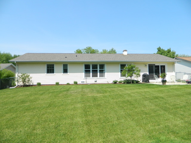 3875 Winston Dr, Hoffman Estates, IL 60192 photo 20