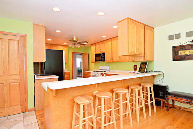 403 Elm St, Wheaton, IL 60189 photo 6
