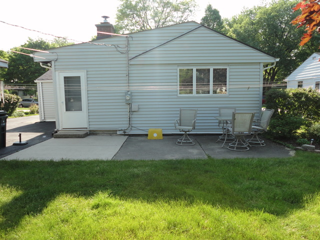 2706 Dove St, Rolling Meadows, IL 60008 photo 6