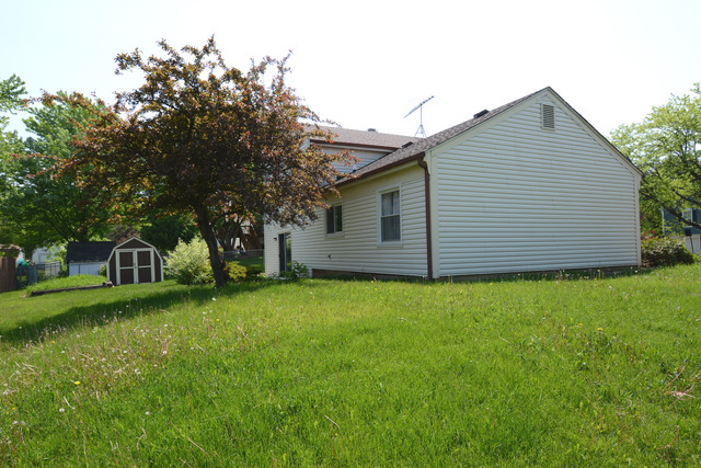 239 Ewell Ct, Bartlett, IL 60103 photo 22