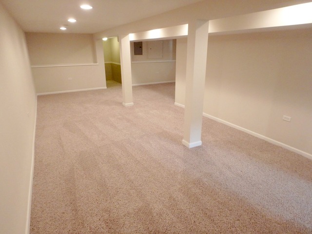 2513 N Linder Ave, Chicago, IL 60639 photo 12