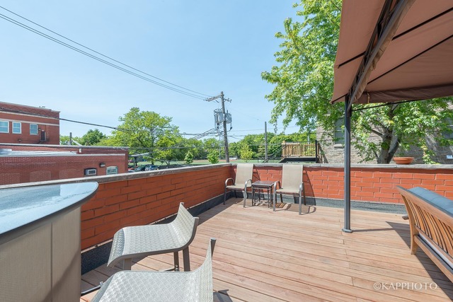 1069 W Polk St, Chicago, IL 60607 photo 14