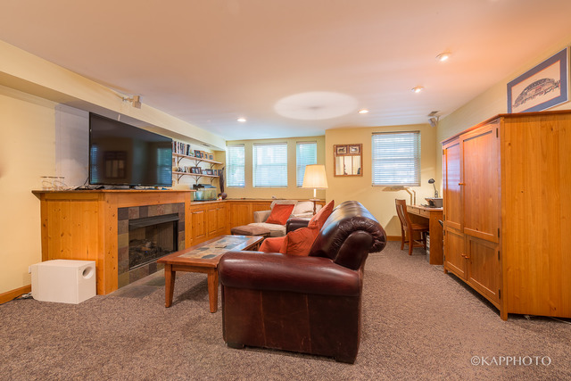 1069 W Polk St, Chicago, IL 60607 photo 21