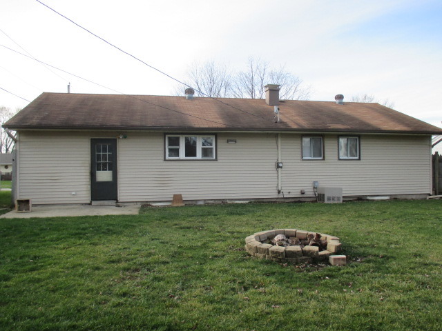 1251 Post Rd, Aurora, IL 60506 photo 10