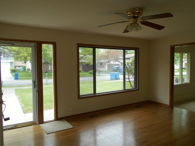 882 Marina Ter, Bartlett, IL 60103 photo 9