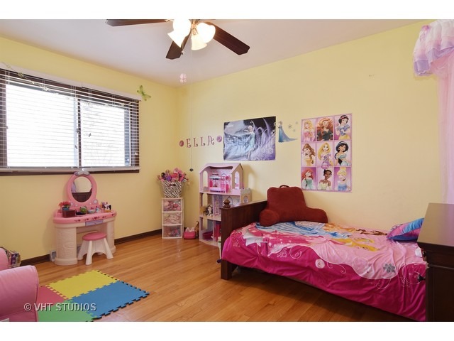 968 Martingale Dr, Bartlett, IL 60103 photo 8