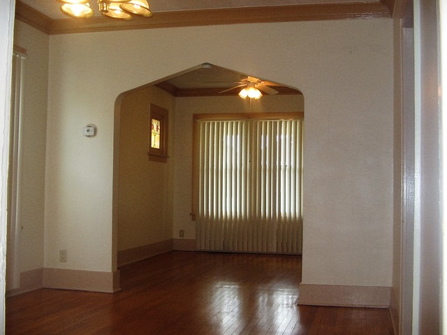 5651 S Fairfield Ave, Chicago, IL 60629 photo 8