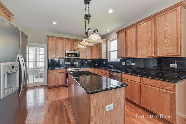 9 Plainview Ct, Bolingbrook, IL 60440 photo 5