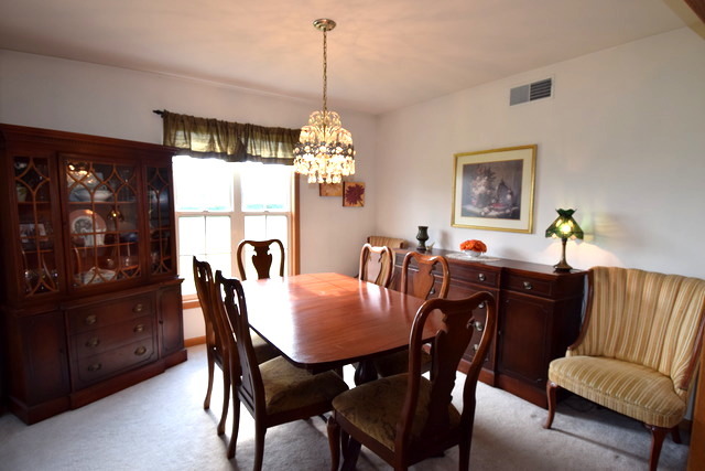 532 Bell Rd, Minooka, IL 60447 photo 8