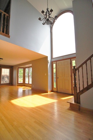 1464 Polo Dr, Bartlett, IL 60103 photo 3